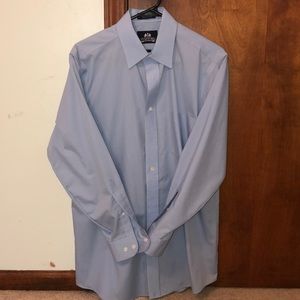 Men's long sleeve dress shirt
